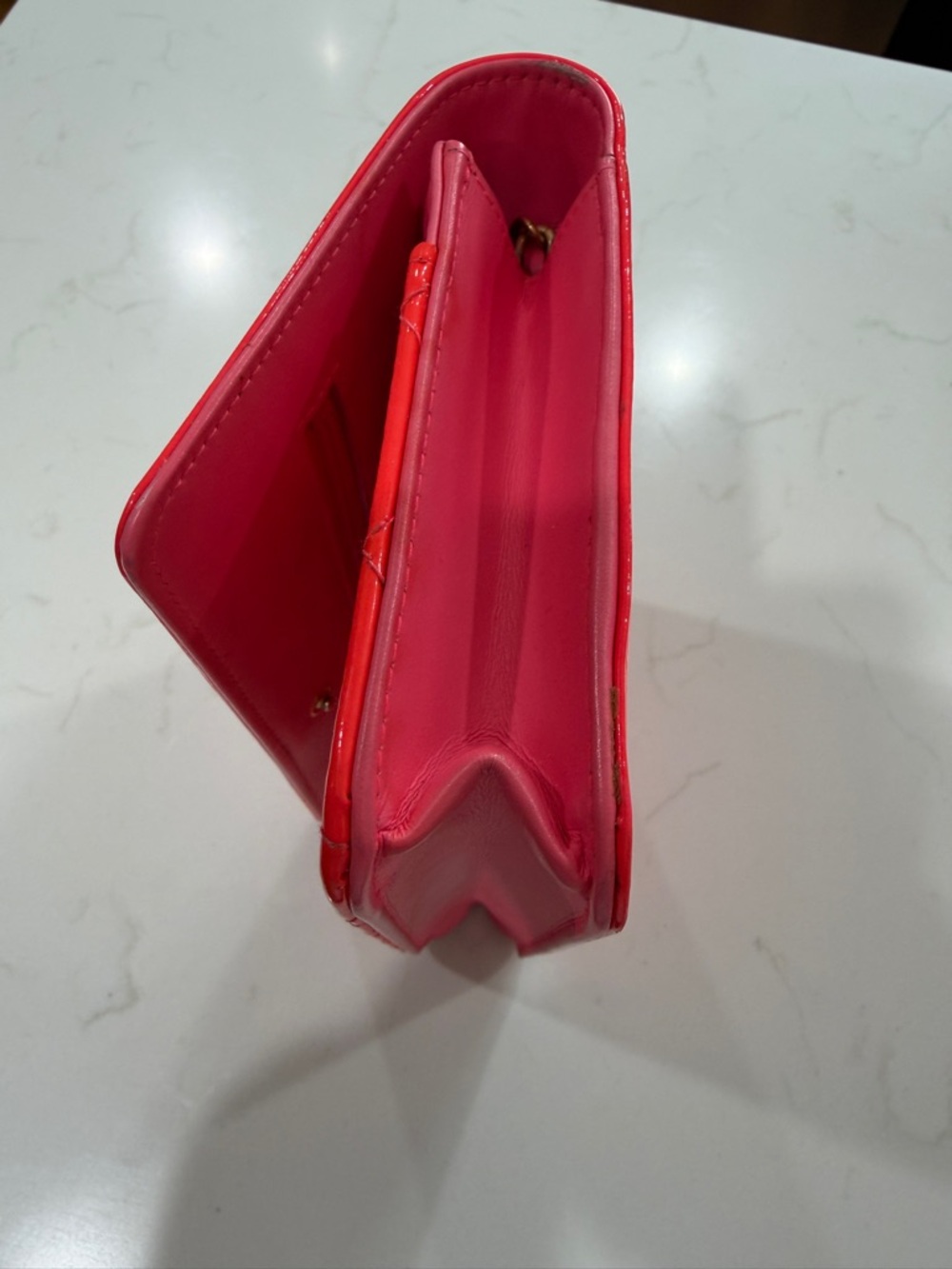 CHANEL Quilted Patent Clutch in Bright Red with Gold-Tone CC Lock - Picture 6 of 8